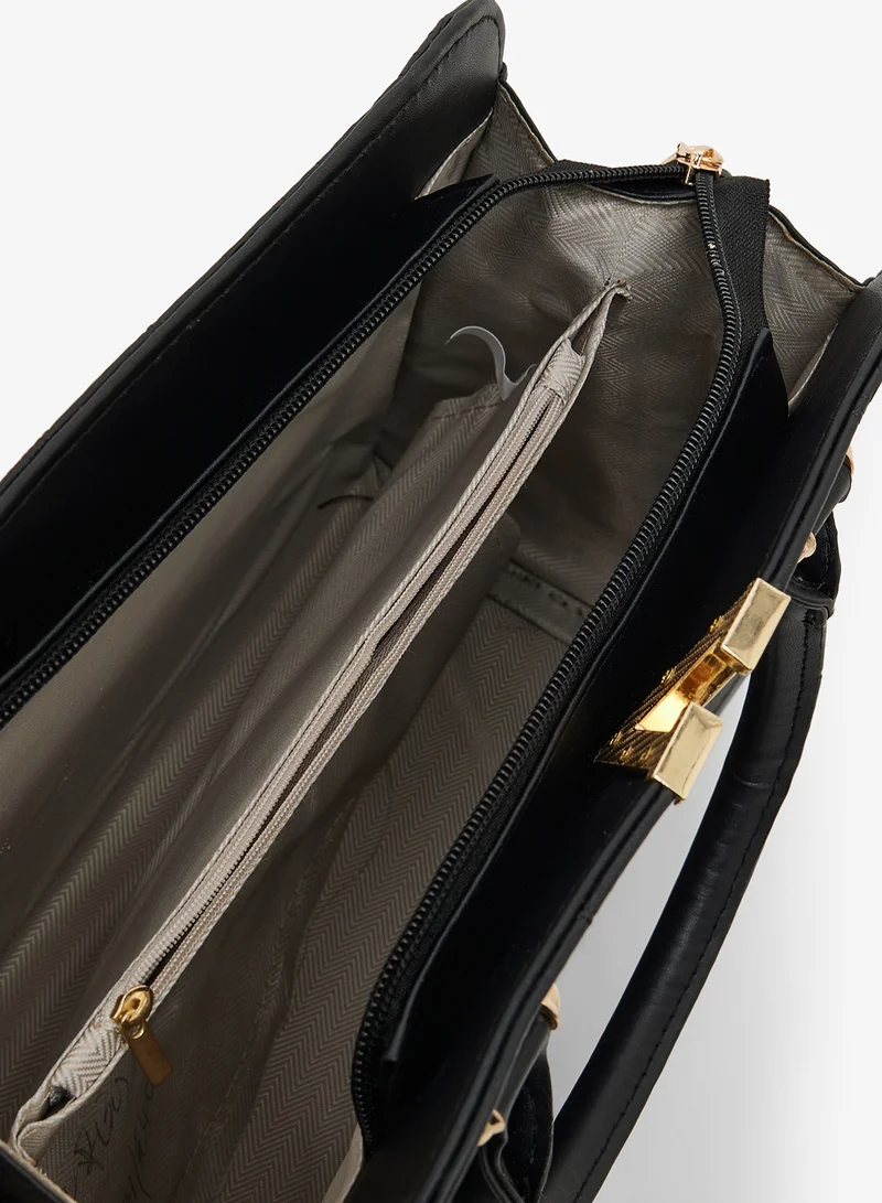 ايلا satchels