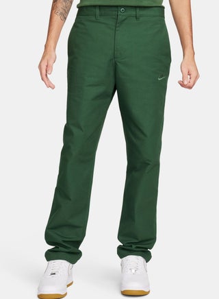 Club Chino Pants - pzsku/Z81651A335CE968985DBEZ/45/1746747189/175a3704-7cf6-48fd-9230-d1a25ae58772