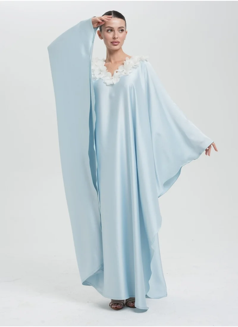 Meem by Mariyah Closed batwing kaftaan