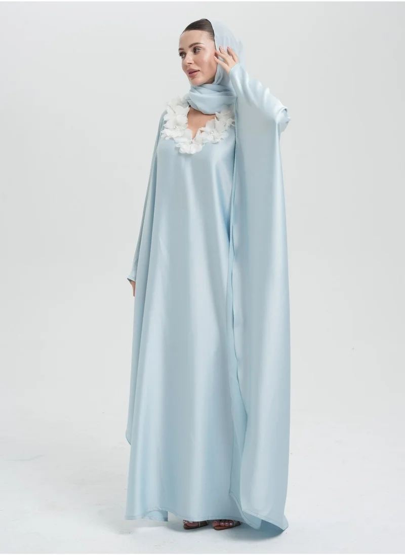 Meem by Mariyah Closed batwing kaftaan