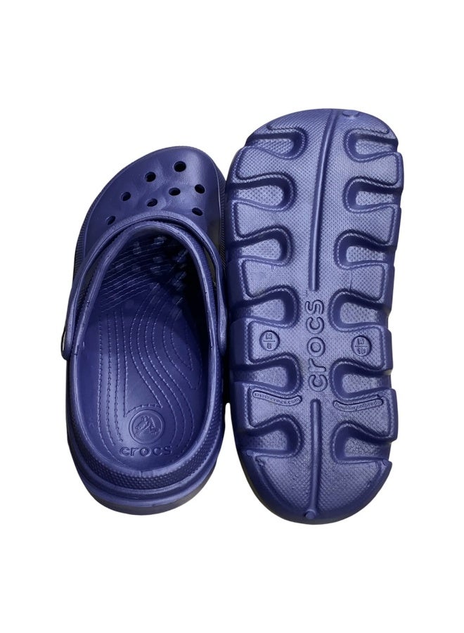 Crocs are comfortable - Image 3