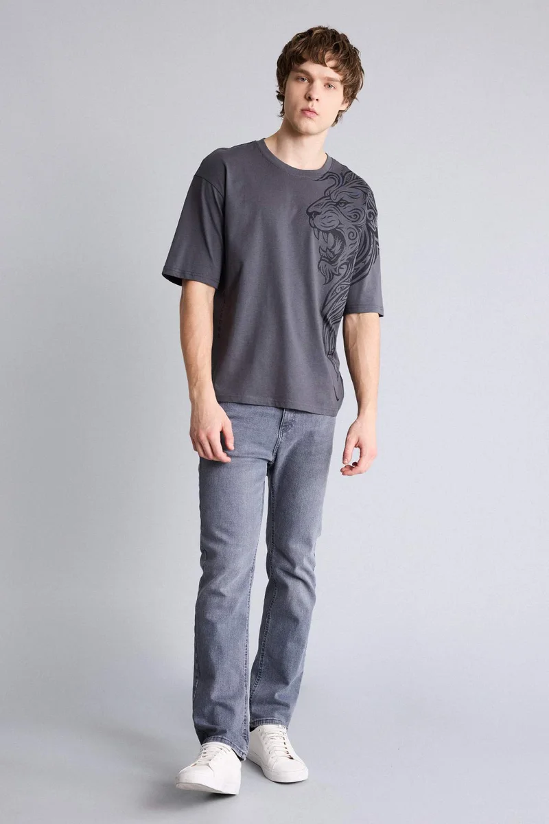 ديفاكتو 100% Cotton Boxy Fit Printed T-Shirt