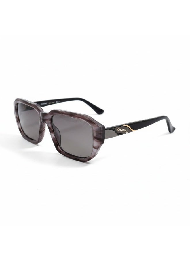 CHANEL sunglasses with a square frame and modern design, code 9 - Image 1
