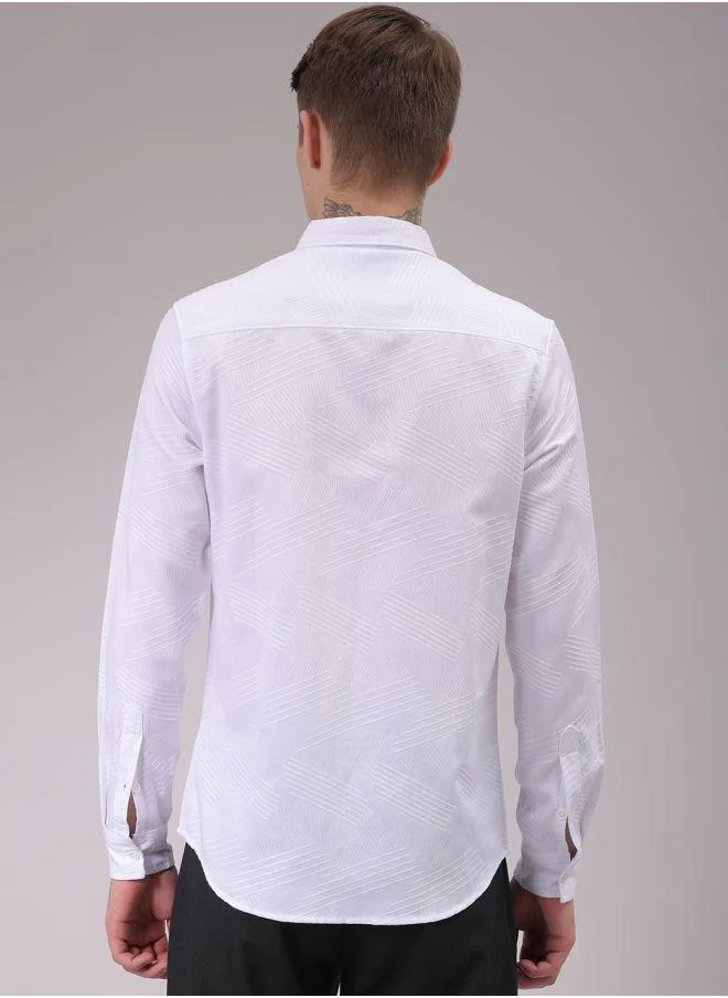 The Indian Garage Co Men Slim Fit Textured Solid Full Sleeves Cutaway Collar Party Wear Shirt