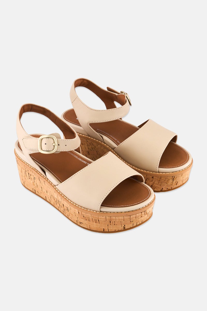 FitFlop صنادل نسائية قابلة للتعديل مع مشبك، بيج - Image 1