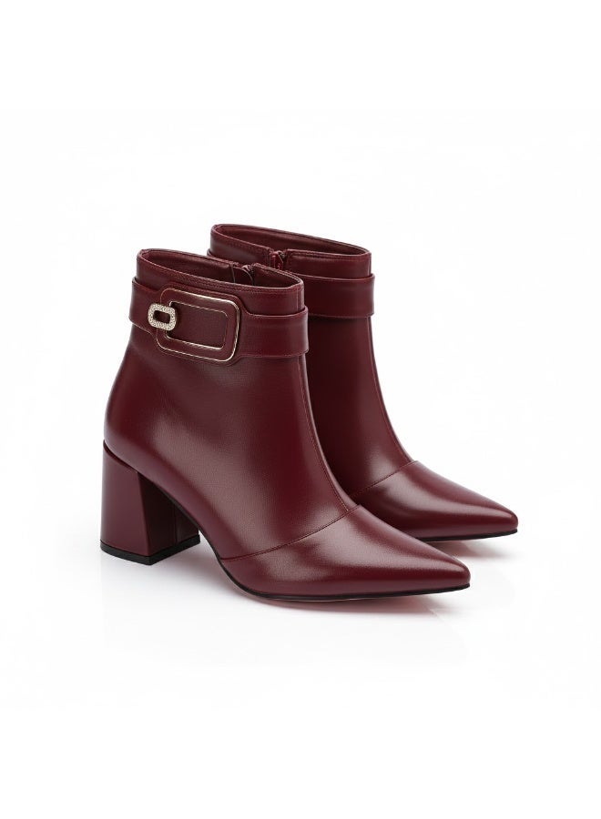 Stylish women's half-boots made of imported leather with a distinctive classic design - Image 2