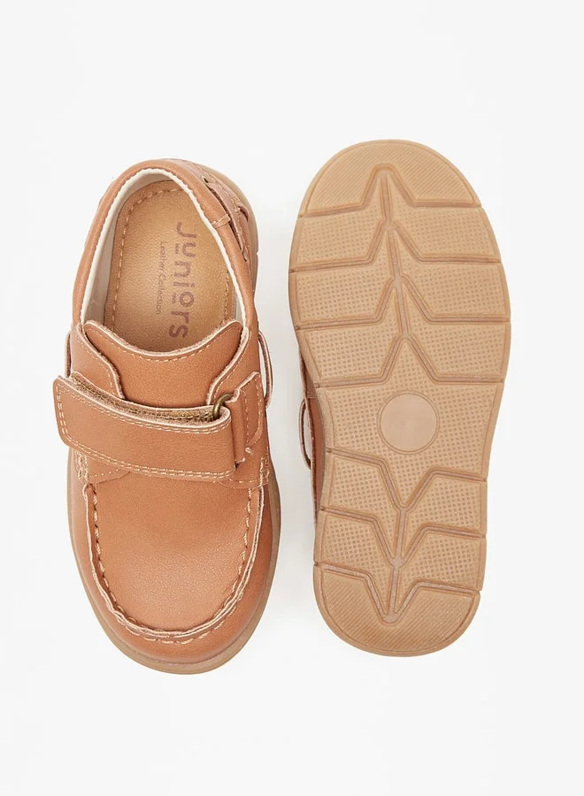 جونيورز Boys Textured Loafers With Hook And Loop Closure