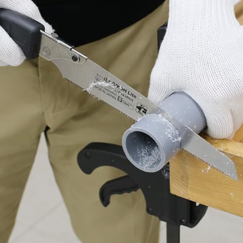 KAKURI منشار يدوي ياباني KAKURI [أنبوب PVC، بلاستيك] 8-1/4" منشار سحب ياباني مع غطاء شفرة، صنع في اليابان - Image 2