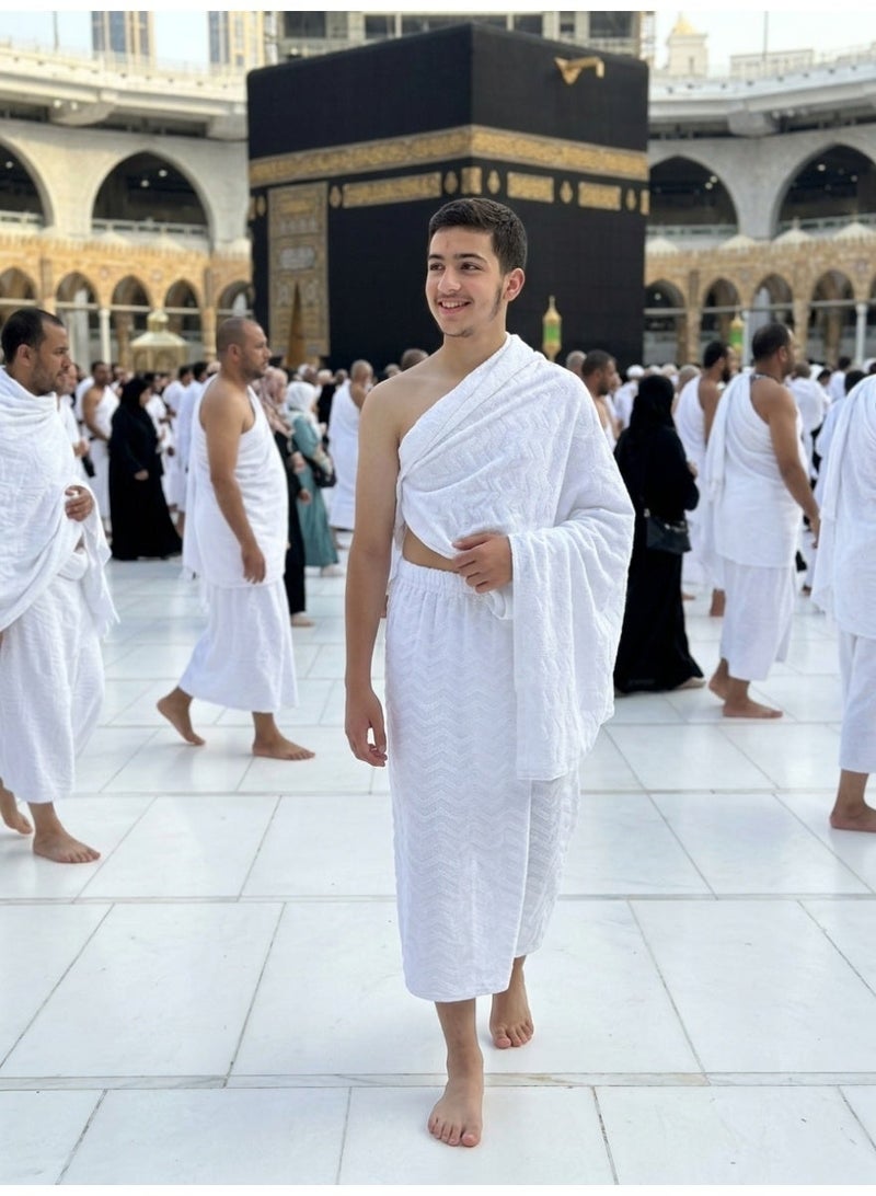 Youth Ihram Clothing for Ages 12-17 - Image 1