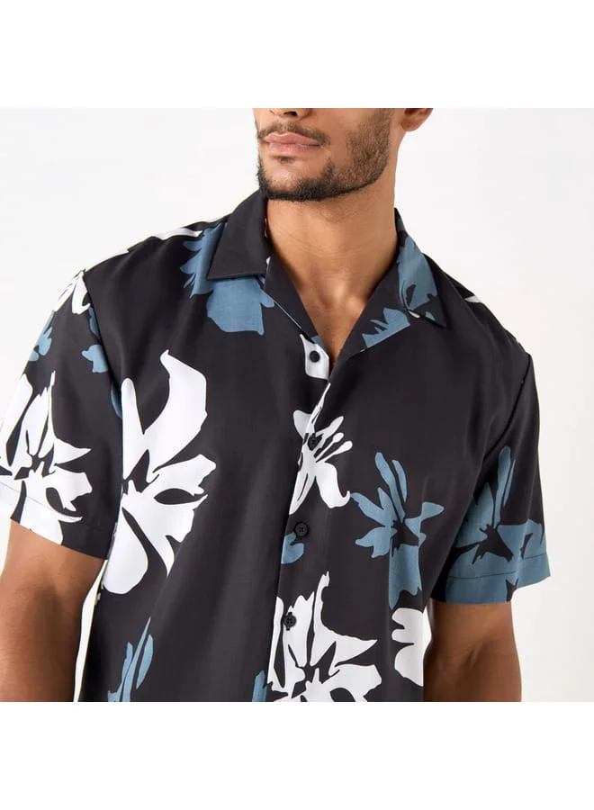 Iconic Iconic All-Over Floral Print Camp Collar Shirt with Short Sleeves