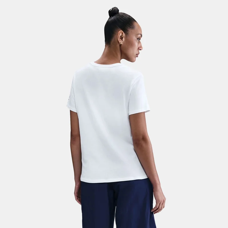 نايكي Women's Paris Saint-Germain Crest T-Shirt