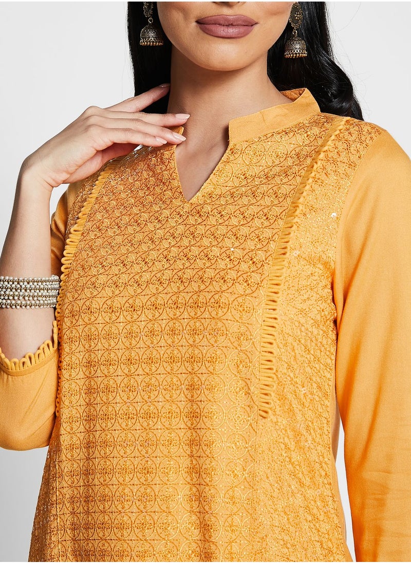 kolaba - Embroidered Crew Neck Kurti - Image 1