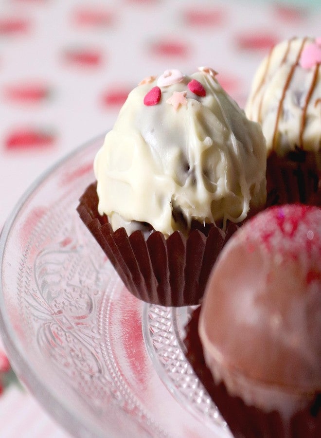 PME Mini Bon Bon Cups - Brown (Pack of 100) - Image 3