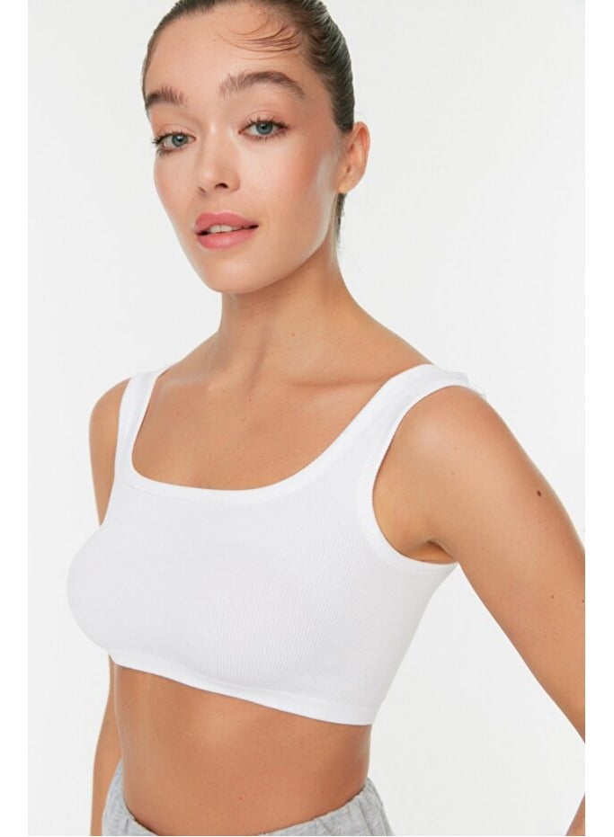 trendyol White Seamless/Seamless Light Support/Shape Thick Strap Knitted Sports Bra - Image 1