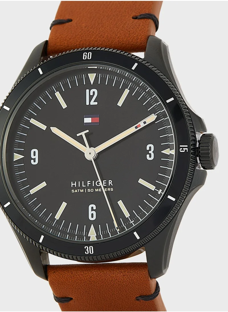 TOMMY HILFIGER Maverick Round Analog Watch