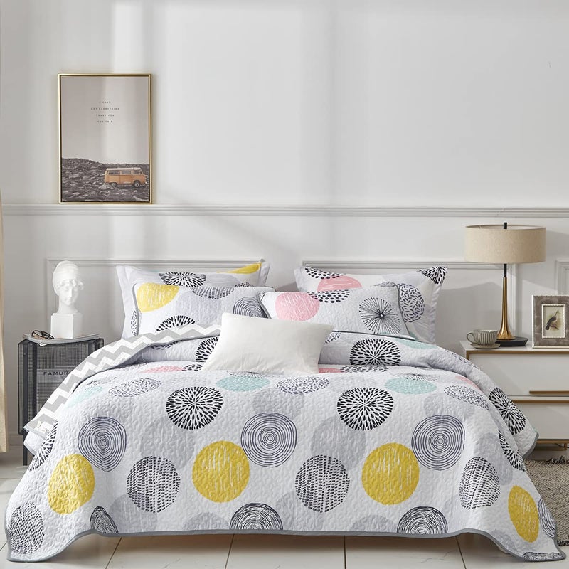 Uozzi Bedding California King Size Reversible Quilt Set Oversized 102"x114" Soft Microfiber Lightweight Large Coverlet Bedspread Summer Bedding Set Bed Cover for All Season Colorful Dots - Image 3