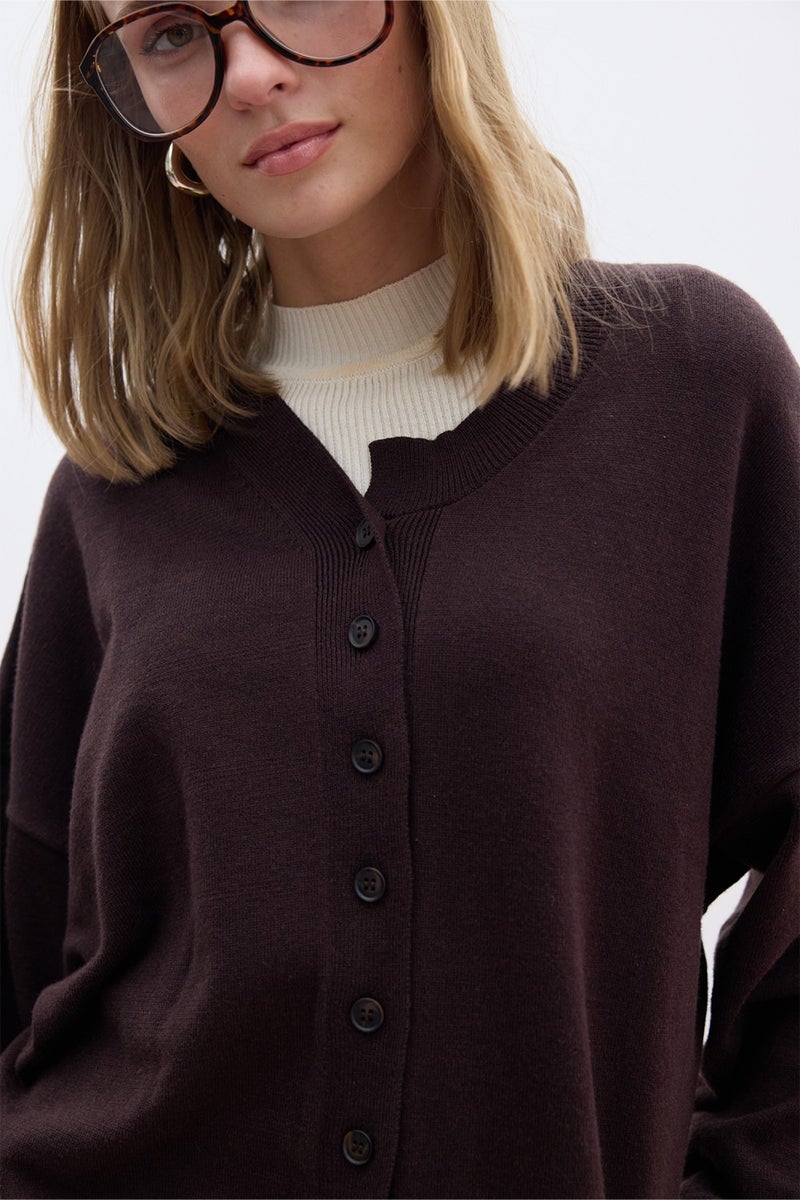 Manuka Soft Texture Oversized Knit Cardigan Brown  - Image 5