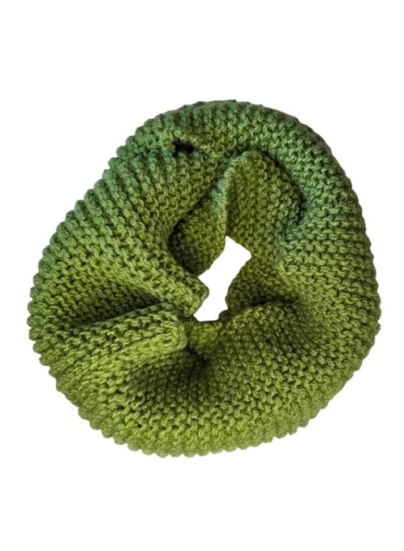 Handmade Infinity Wool Scarf- GREEN