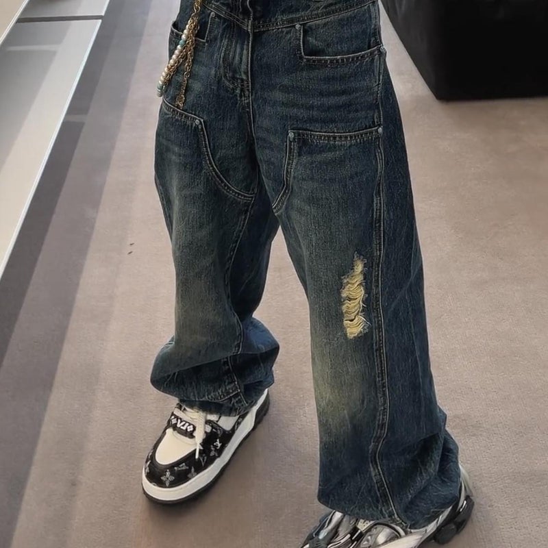 سروال جينز مزين بالأزرار التركوازية بتصميم قديم ومغسول باللون الأزرق مع تآكل في القماش - Image 5