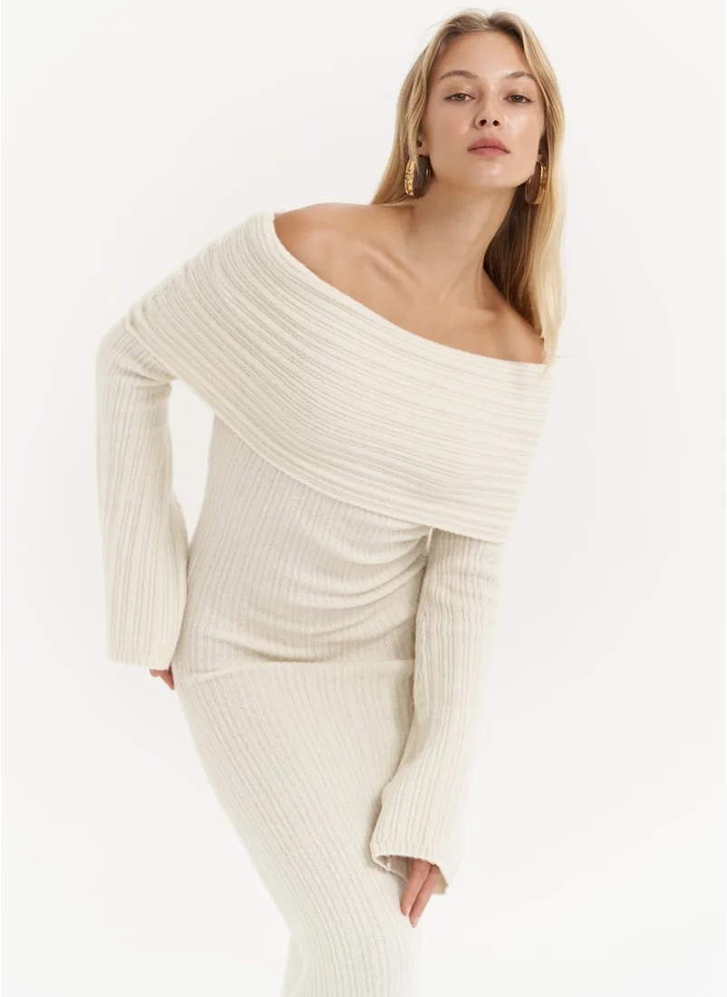 Mai Collection Valencia Carmen Collar Ecru Long Knit Dress