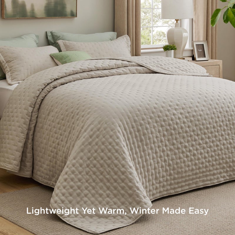 Bedsure California King Quilt - Linen Bedspread California King Size & Lightweight Comforter, Modern Farmhouse Coverlet with Clover Pattern, Ultra Soft All-Season Bedding, 111x106 Inches - Image 2