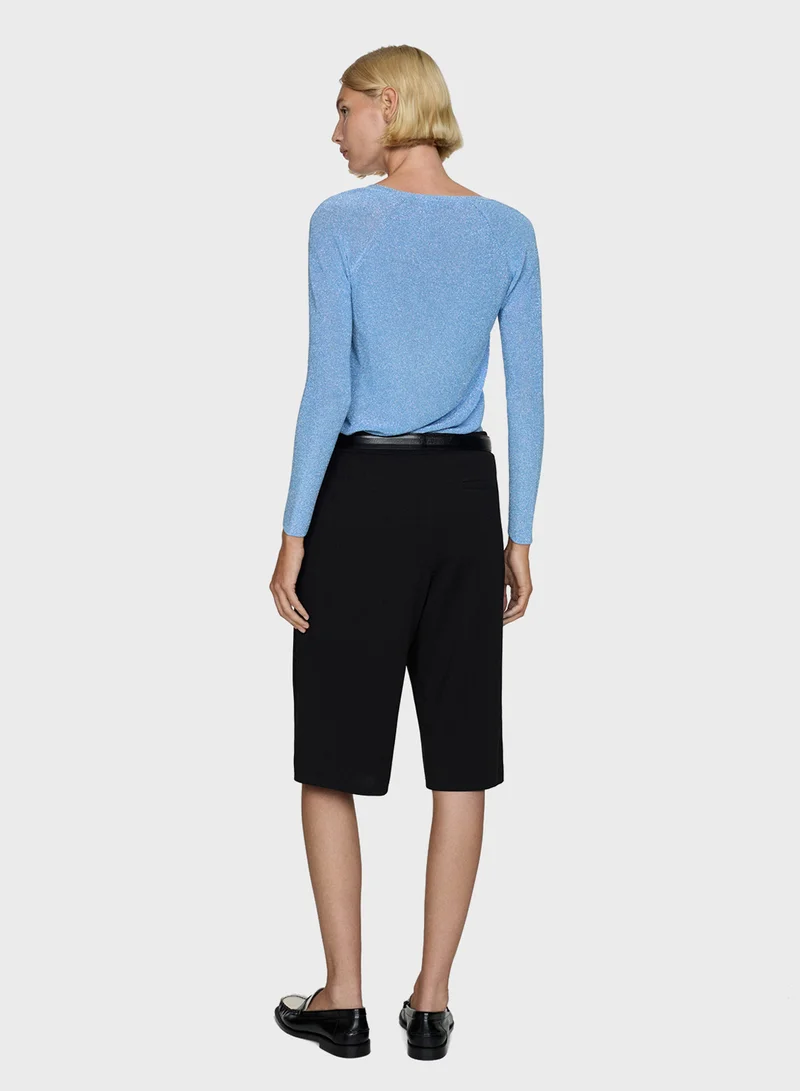 مانجو V-Neck Sweater