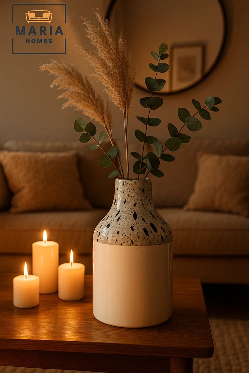 ماريا هومز مزهرية خزفية بيضاء برقبة مرقطة من التيرازو – أصيص زهور عصري لامع مزخرف - Image 1