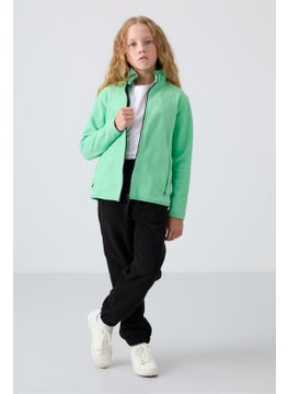 Water green