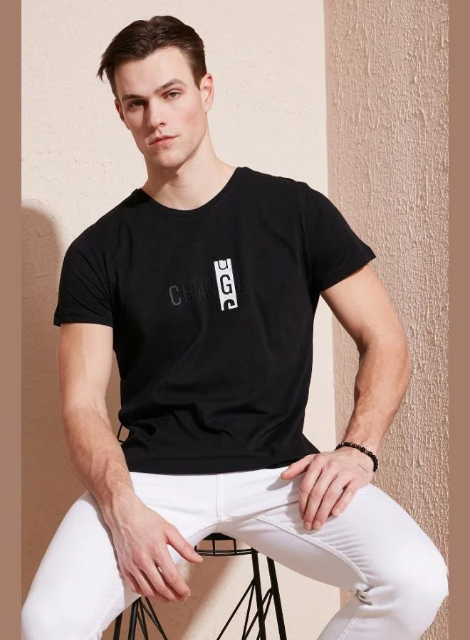 بوراتي تيشيرت رجالي قطن بياقة دائرية بقصة ضيقة من بوراتي