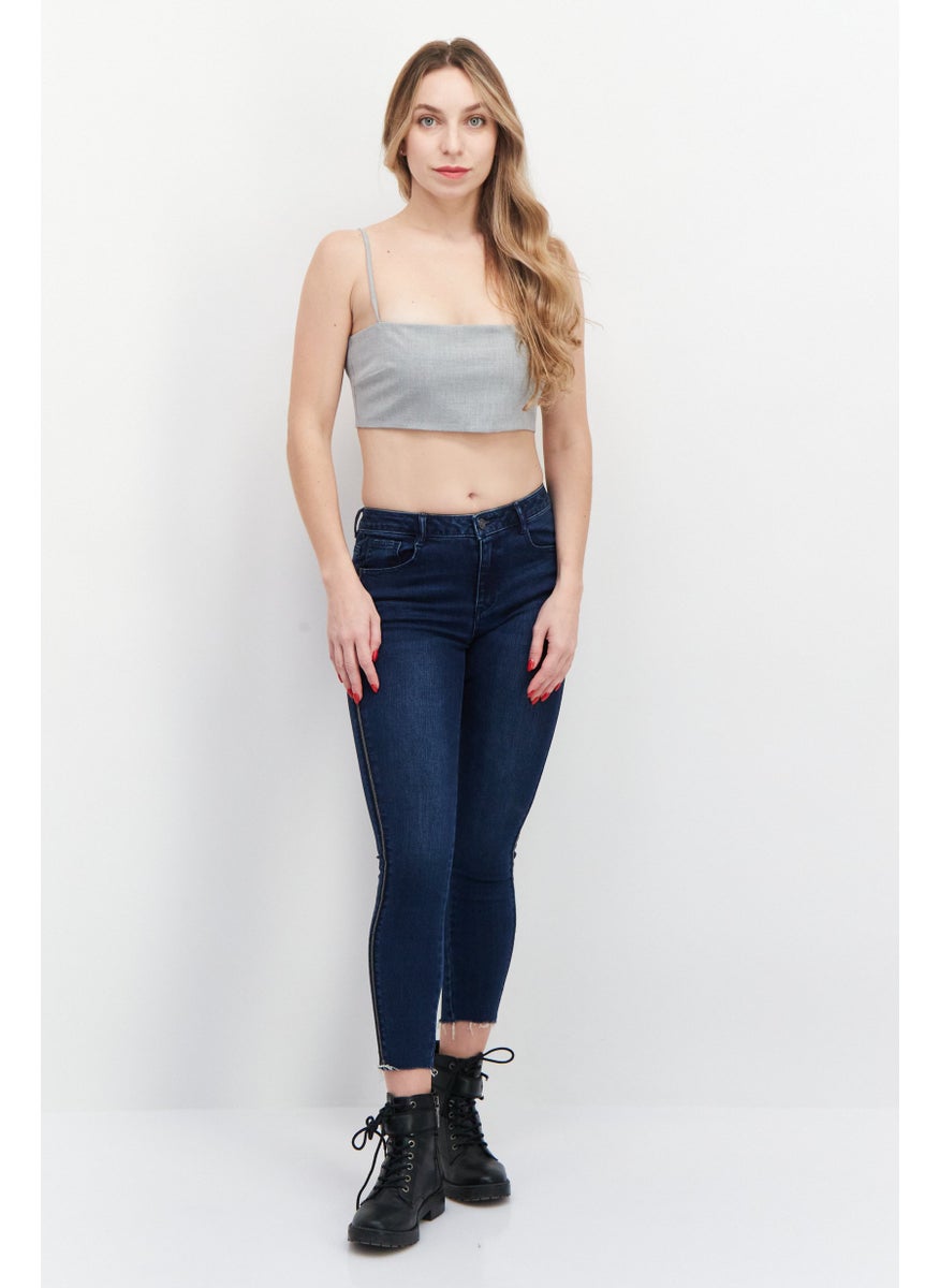 Women Sleeveless Solid Crop Top, Grey - pzsku/Z81A1D5B076607FCB1774Z/45/_/1724351063/d613dc88-db62-4438-9e50-c3ec801bdab8