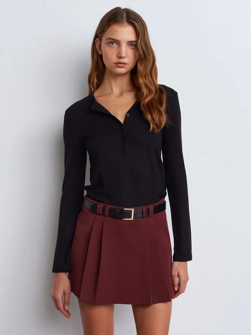 ديلفين Dilvin Slim Fit V-Neck Button Blouse