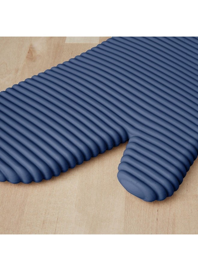 KitchenAid KitchenAid Ribbed Soft Silicone Oven Mitt Set, Blue Willow 2 Count , 7.5"x13"  - Image 4