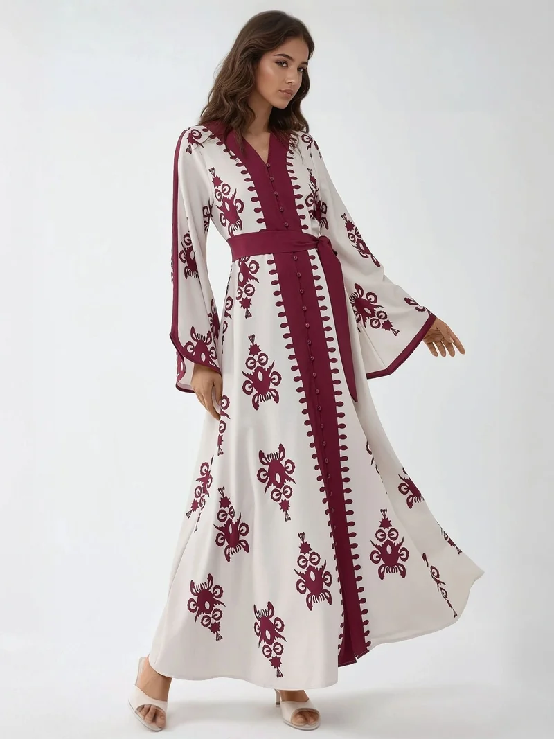 زوبعة فستان ماكسي بياقة مستديرة مطبوع بتفاصيل مقوسة