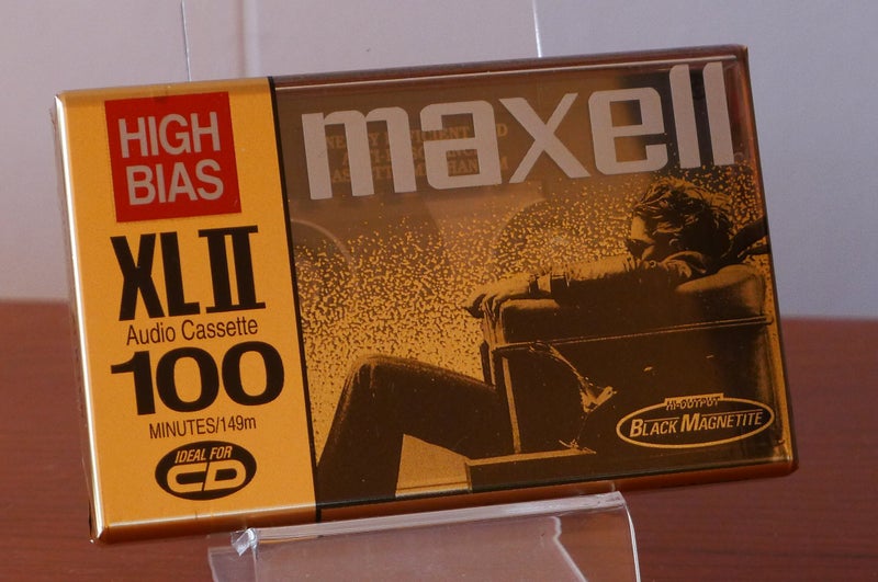 Maxell XLII 100 Minute Audio Cassette (3-Pack Plus 1 Bonus) - Image 4