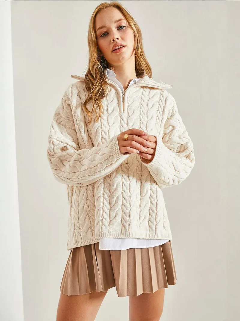 Bianco Lucci LUCCI Oversized Hair Beard Sweater with Zipper Collar