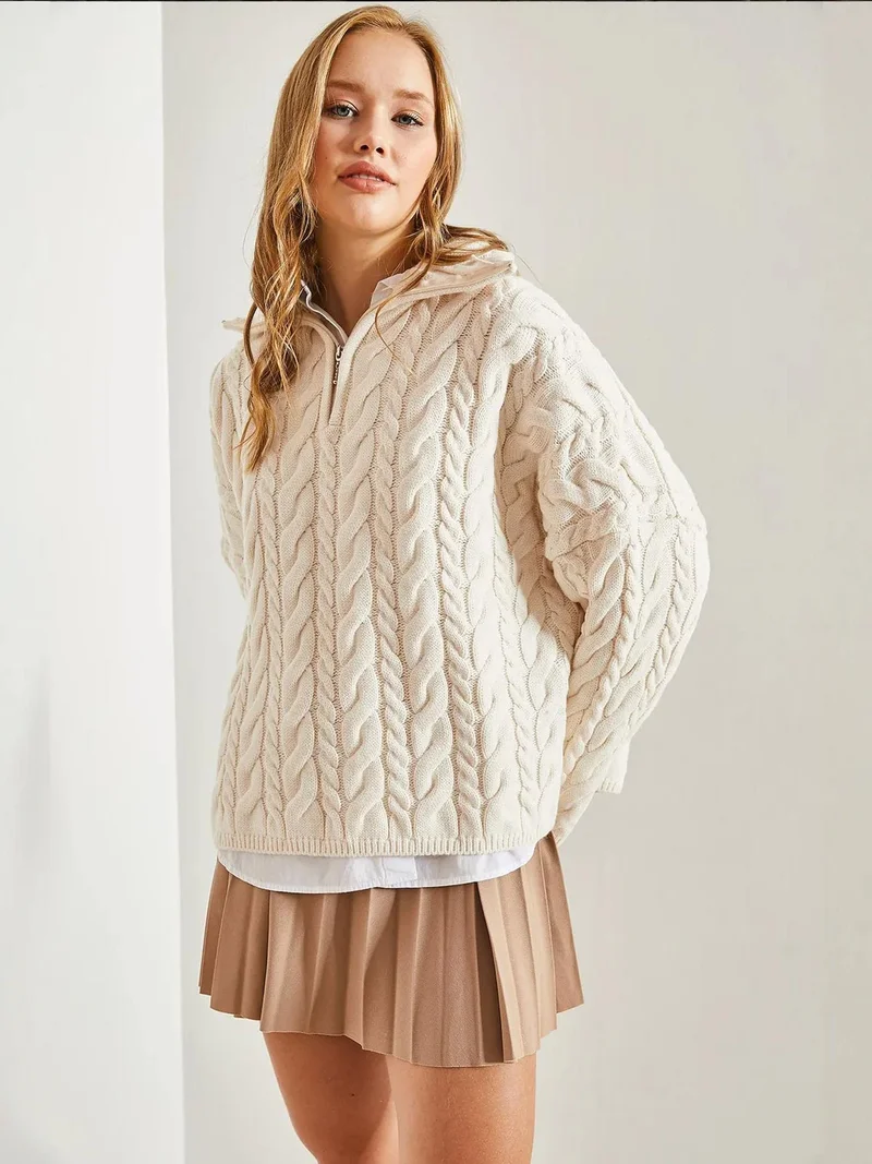 Bianco Lucci LUCCI Oversized Hair Beard Sweater with Zipper Collar