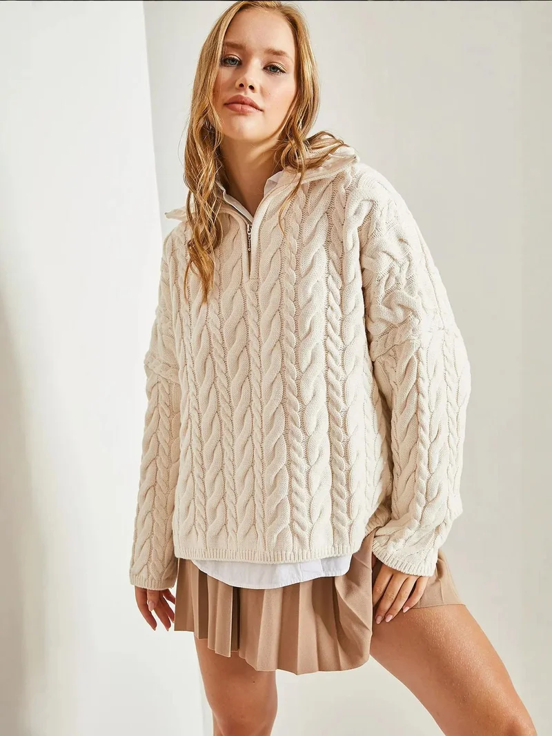 Bianco Lucci LUCCI Oversized Hair Beard Sweater with Zipper Collar