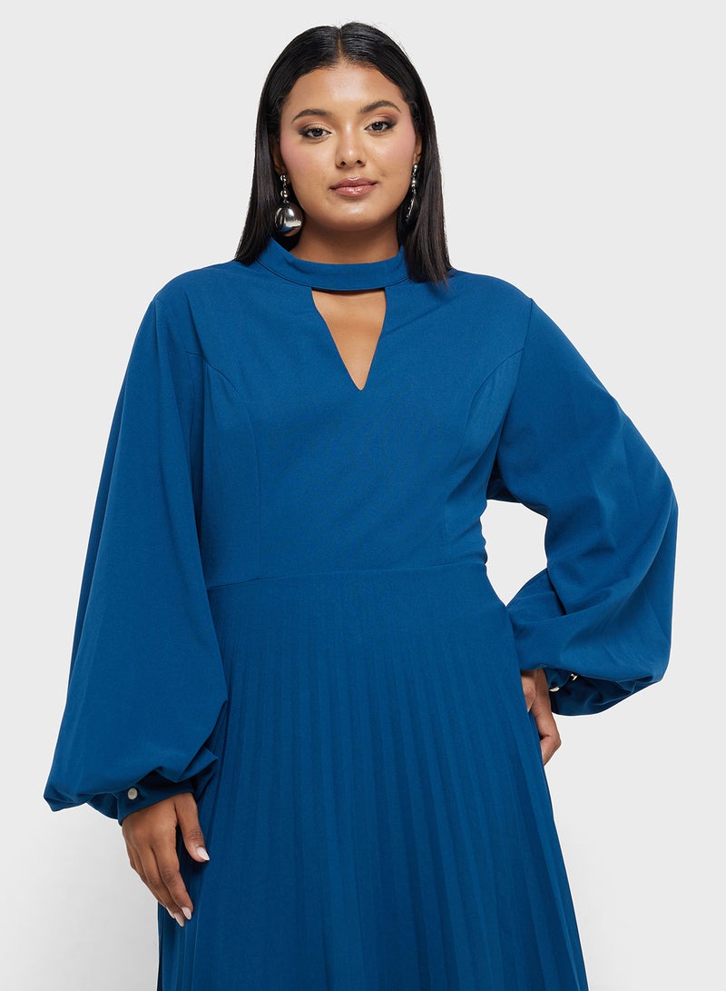 Khizana Pleated Teal Dress - Image 3