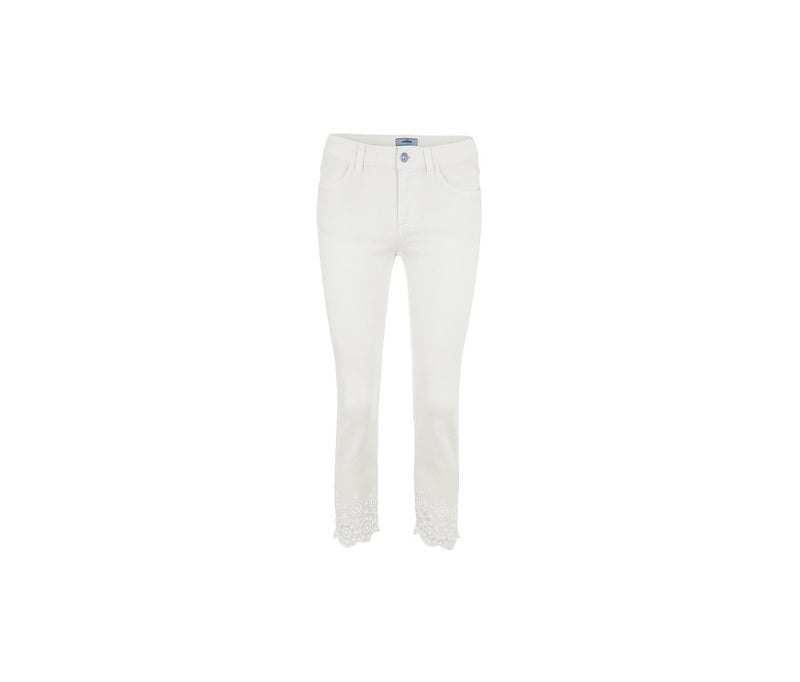 Women Regular Fit Plain Capri Jeans, White