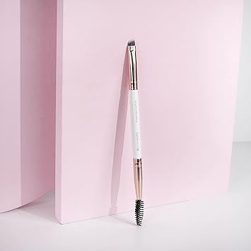Brushworks فرشاة براش وركس للعيون باللون الأبيض والذهبي - Image 2