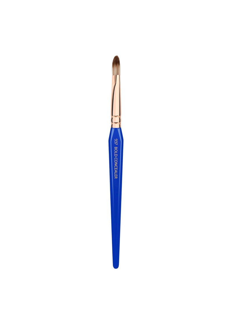 Bdellium Tools Bdellium Tools Professional Makeup Brush - Golden Triangle 937 Bold Concealer - With All Vegan and Soft Synthetic Fibers, For Blending Concealer (Blue, 1pc) 