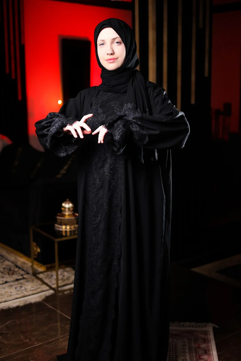 هاريكا وير Hariak Wear Abaya Ferace for Prayer, Umrah and Daily Use. Abaya and Shawl are One Piece