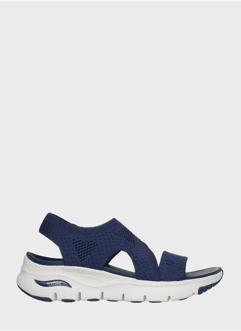 SKECHERS Arch Fit