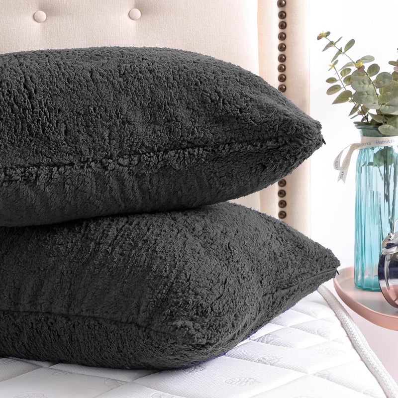 Reafort Ultra Soft Sherpa Pillowcases Pillow Covers Standard Size 20"x26" Pack of 2 with Zipper Closure (Black, 20”x26” Standard Sham) - Image 4