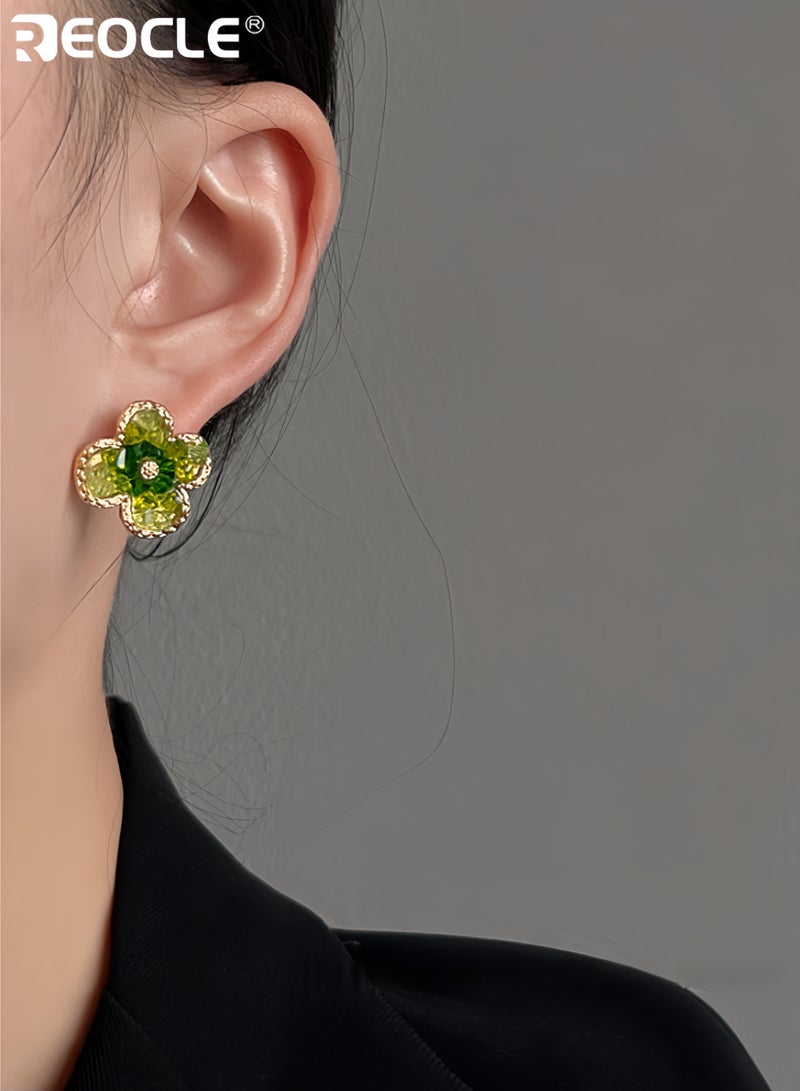 ريوكل أقراط الكاميليا النسائية مع لمسة من الكريستال وتصميم زهري، مجوهرات أزياء أنيقة بتشطيب متميز للاستخدام اليومي - Image 4