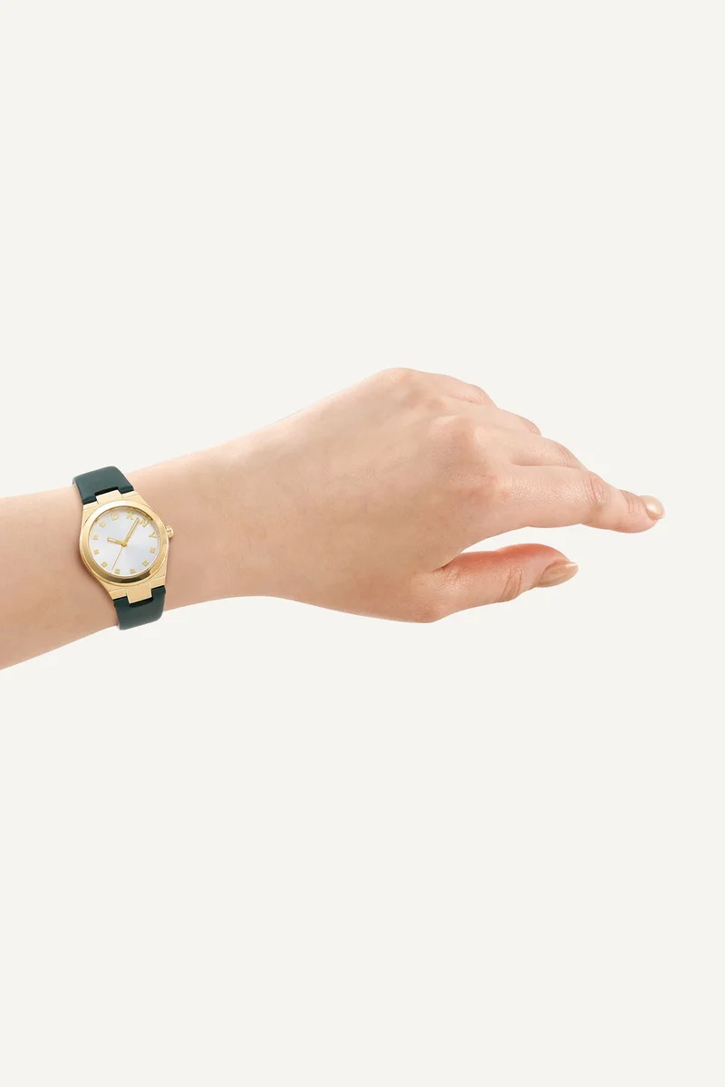 د ك ن ي Women Essentials 30MM Watch