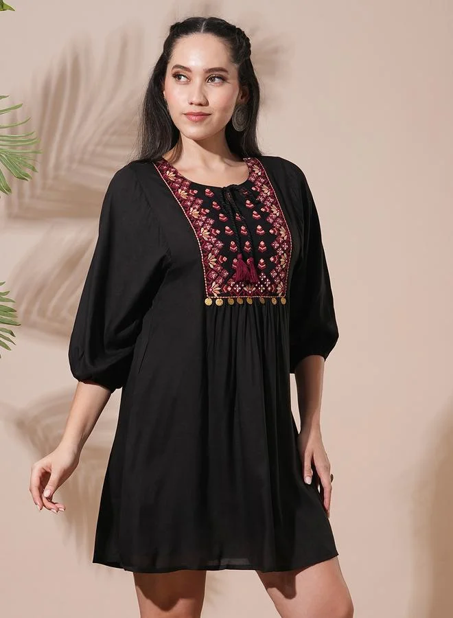 globus Globus Black Embroidered Yoke Workwear Mini Dress