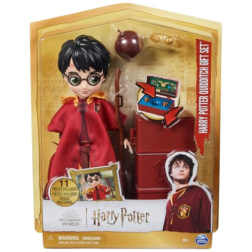 Wizarding World Harry Potter, 8-inch Harry Potter Quidditch Doll Gift Set with Robe and 9 Doll Accessories, 11 Pieces, Kids Toys for Ages 6 and up - Image 2