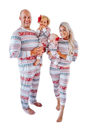 Kids Family Matching Pajamas Matching Outfits Soft Long Sleeve Festive Pajama Sets for Women Men Couples and Kids Family Set (Women) - pzsku/Z81BED8C0CBBD3820CB3AZ/45/1746391464/55f5dd69-036d-4fe4-a7c3-aae91e995724
