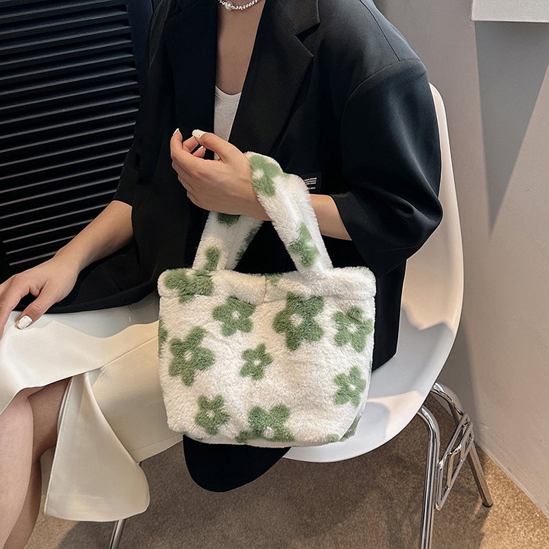 2023 Spring And Fashion Plush Handbag Large Capacity Bucket Bag Women'S Bag Support A Large Number Of Mixed Batch - Image 3